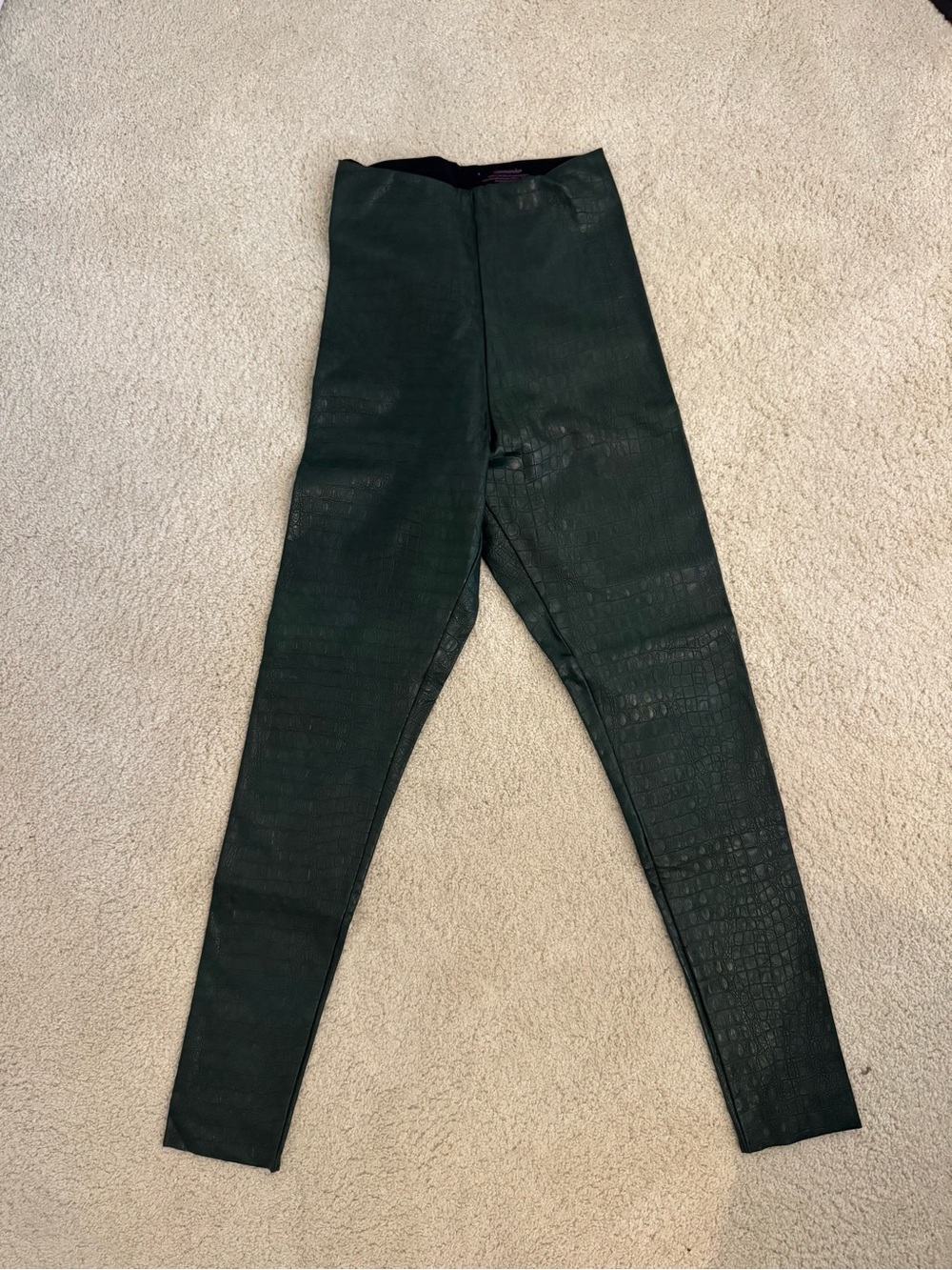 Commando Dark Green Croc-Embossed Leggings